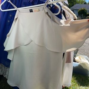 Design Lab cold shoulder blouse